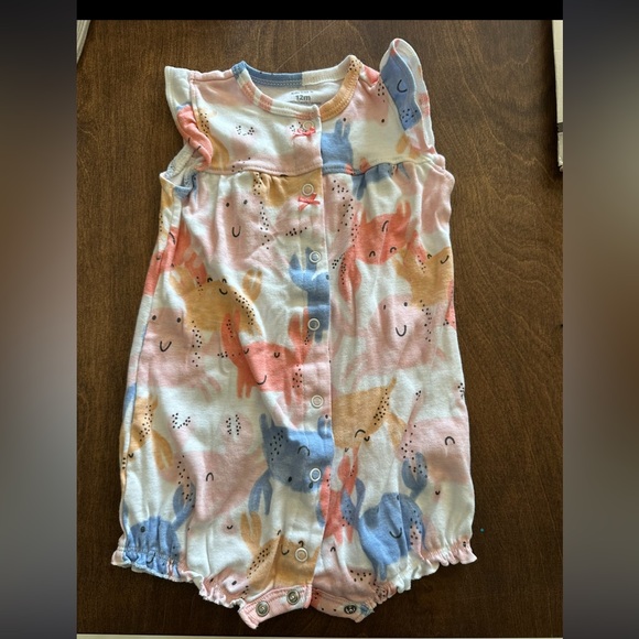 Carters crab onesie - Picture 1 of 2
